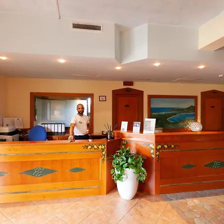 ホテル Ih Le Zagare