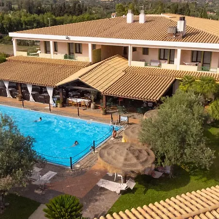 Ih Le Zagare Hotel 4*