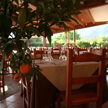 Ih Le Zagare ヴィッラシミーウス