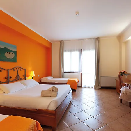 Ih Le Zagare 酒店 维拉西米乌斯