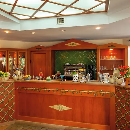 Ih Le Zagare 维拉西米乌斯