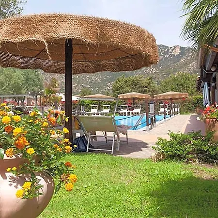 Ih Le Zagare 4* Villasimius